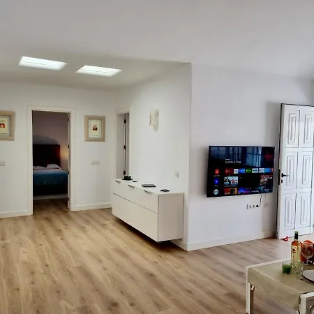 Luxury Coral First Line Of The Sea * Playa Honda (Lanzarote)