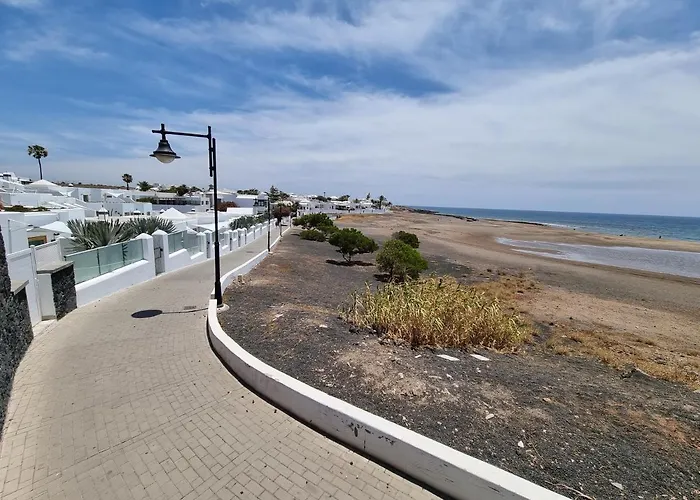 Luxury Coral First Line Of The Sea * Playa Honda (Lanzarote)