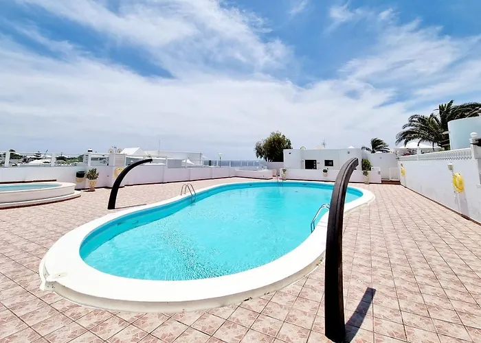 Luxury Coral First Line Of The Sea Appartement *