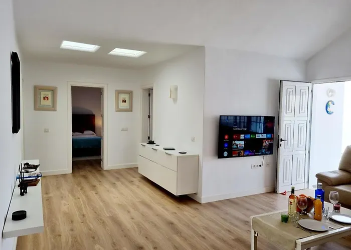 Luxury Coral First Line Of The Sea * Playa Honda (Lanzarote)