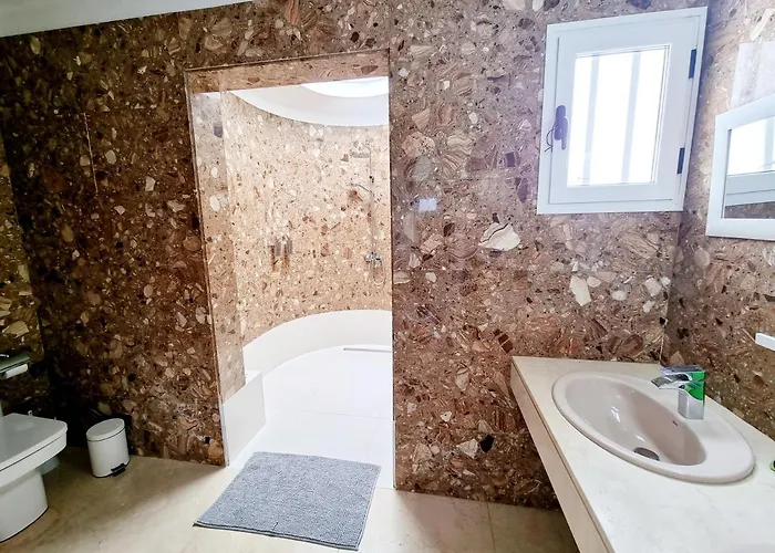 Daire Luxury Coral First Line Of The Sea Playa Honda (Lanzarote)